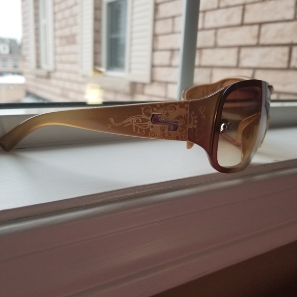 Paula Creamer Collection Sunglasses - Picture 2 of 2